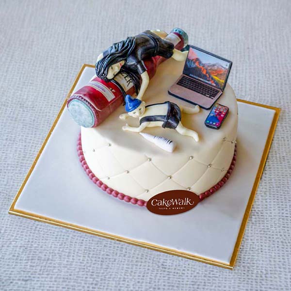 Multitasking Mama Theme Cake