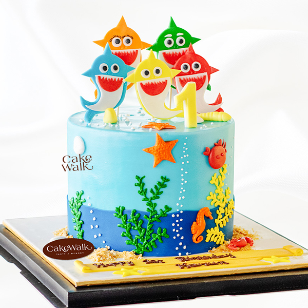 Baby Shark Cake