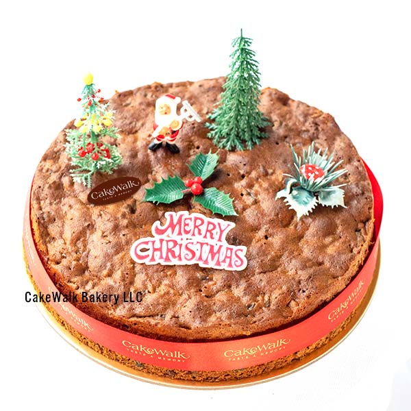 Rich Plum Cake with Christmas Deco