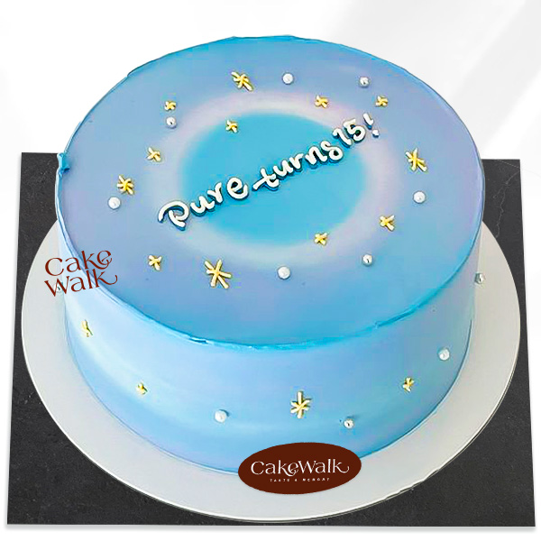 Pure Turns Pastel Cake