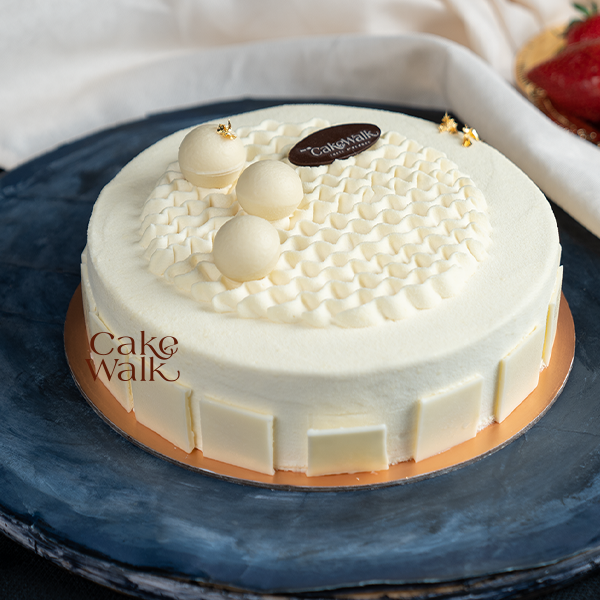 Cream De Vanilla Cake