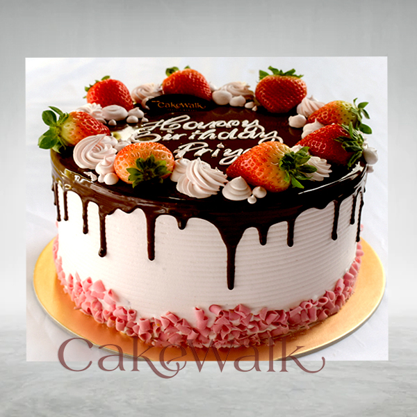 Eggless Strawberry Chocolate Drip Cake