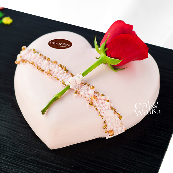 Adorable Heart Cake with rose
