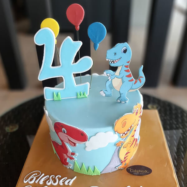 DINOSAUR THEME CAKE