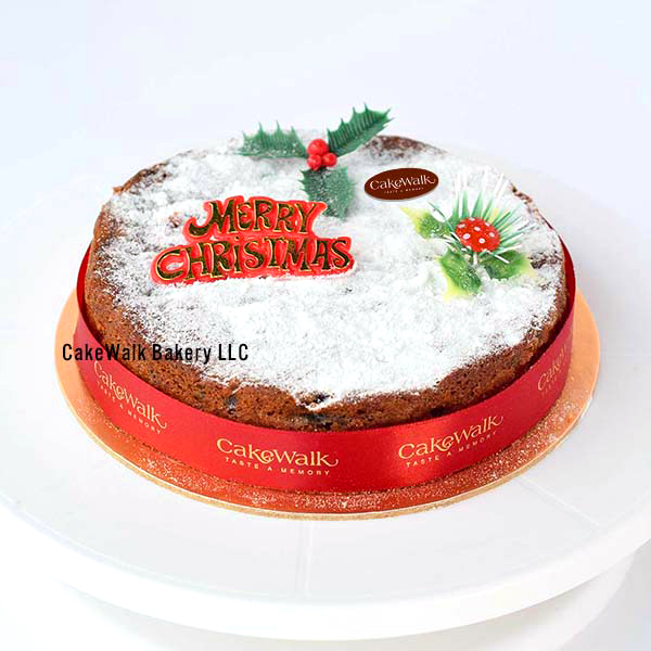 Rich Plum Cake - Christmas Deco