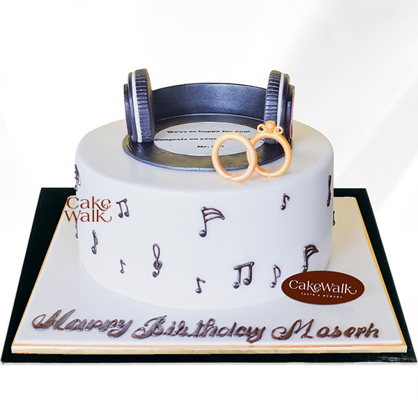 Headphones Theme Cake