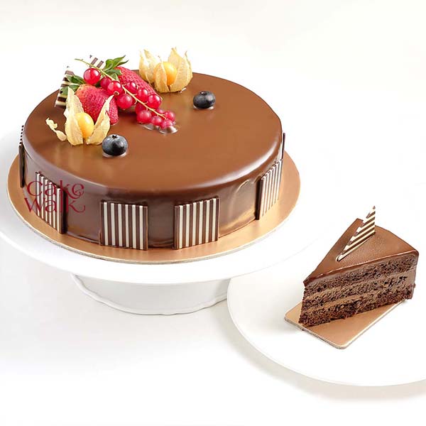 Eggless Belgian Chocolate Truffle Cake