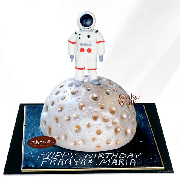 Astronaut Theme Cake