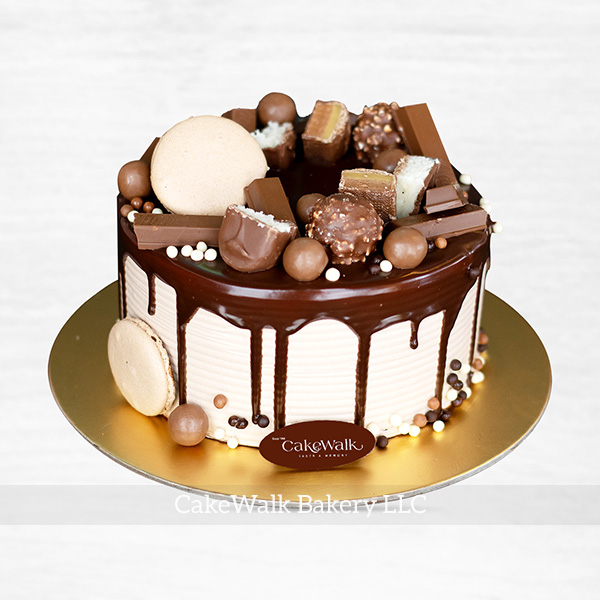 Chocolate Special Drip 1.3kg Cake