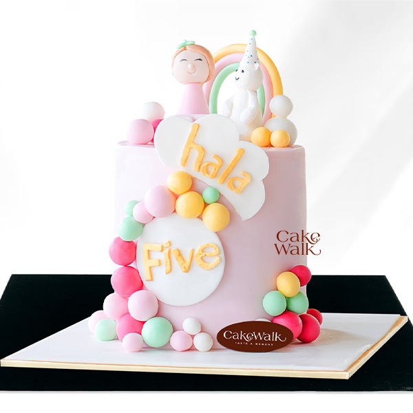 Snowman Friends Cake