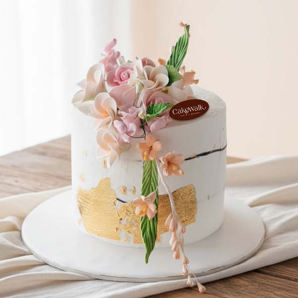 Elegant White & Pink Floral Cake