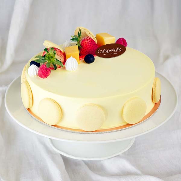 Mango Strawberry Cake
