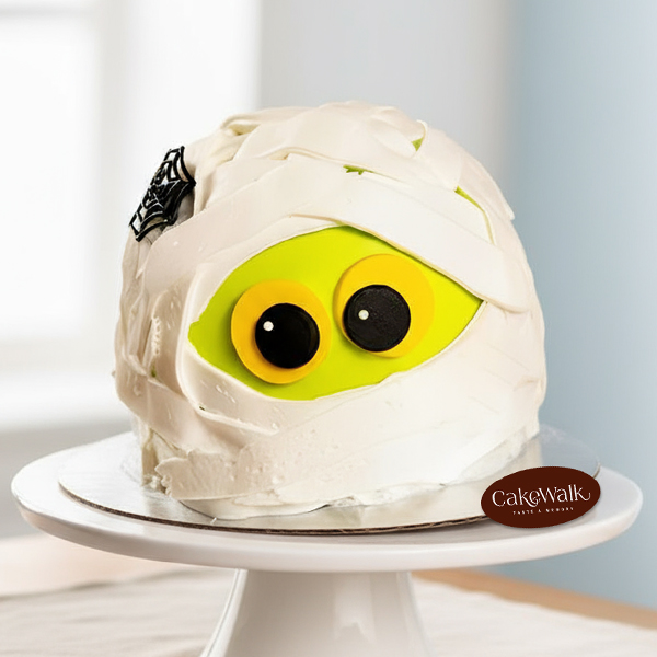 Mummy Spooky Halloween Fondant Cake