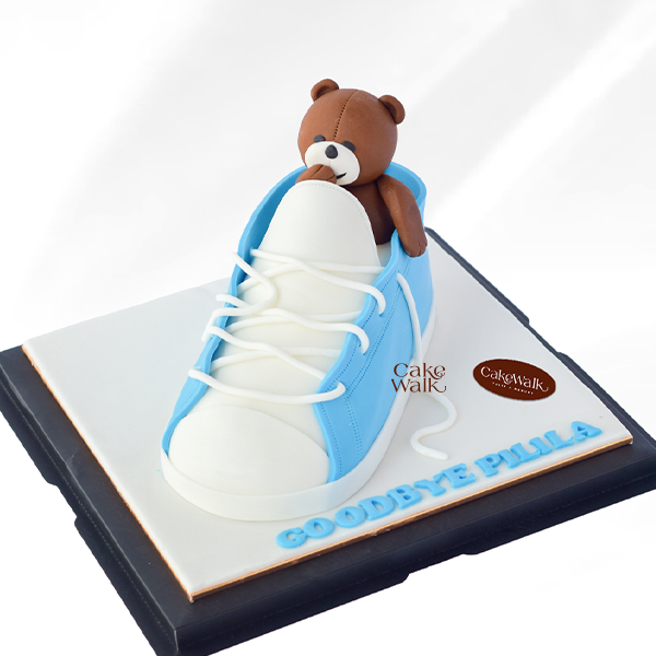 Teddy Bear / Panda Baby Shoes Cake