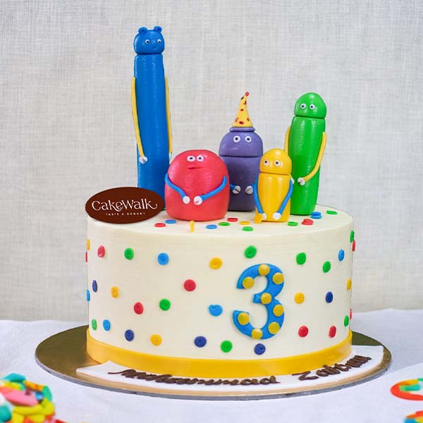Stick Larva Cartoon Cake
